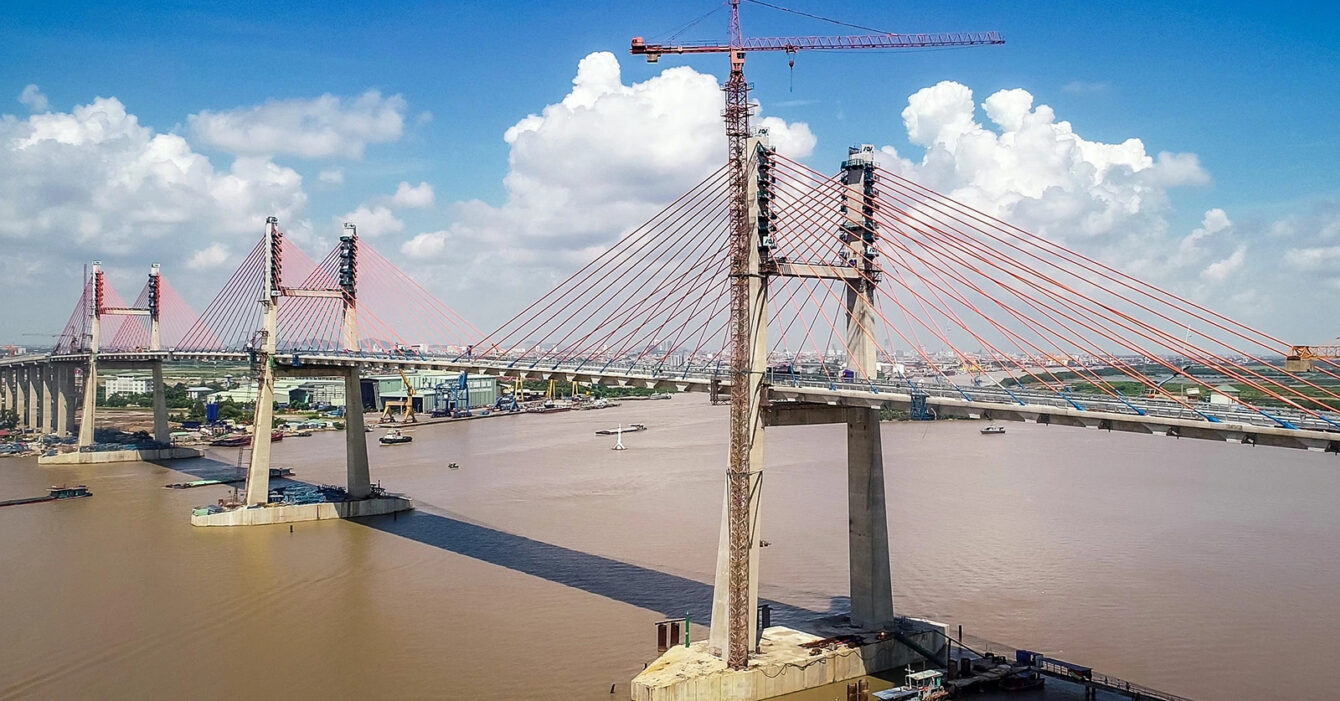 Cầu Bạch Đằng