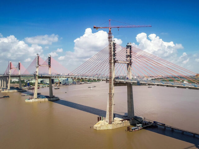 Cầu Bạch Đằng